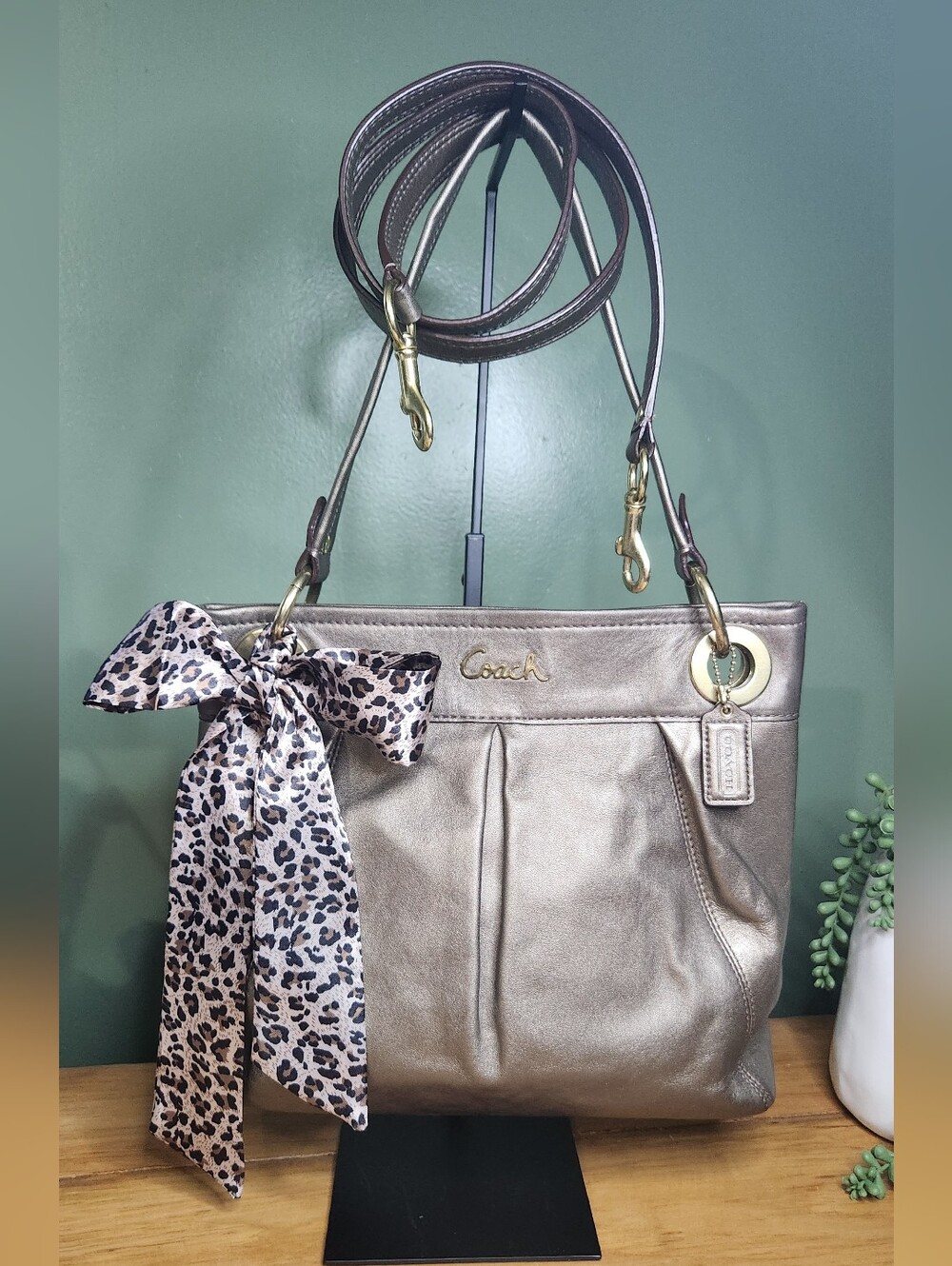 Coach Ashley Leather Metallic Taupe/Bronze Hippie Bag EUC